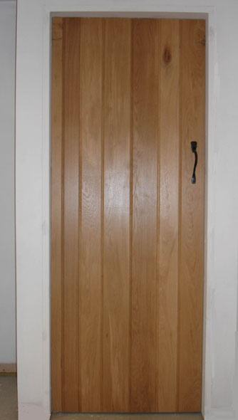 oak ledged and braced doors
