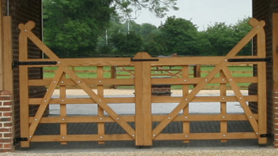 oak gate