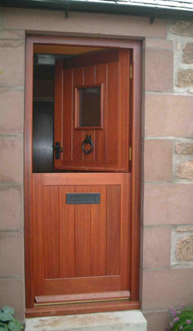 utile hardwood stable door