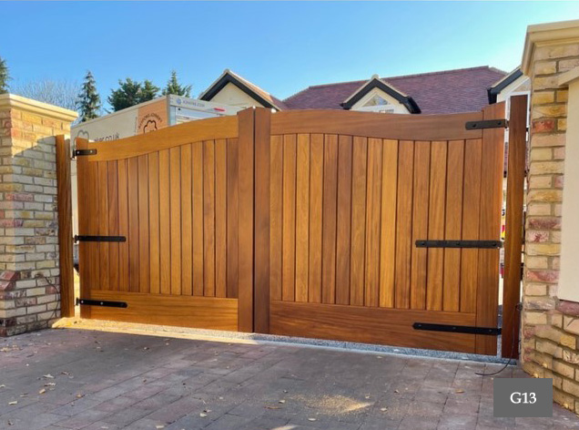 bespoke entrance gates iroko