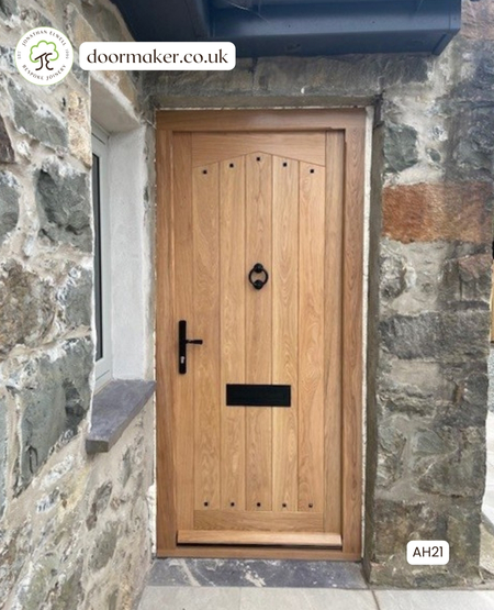 oak cottage door natural finish and studs