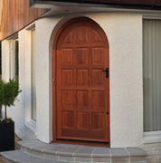 arched door iroko - cedar